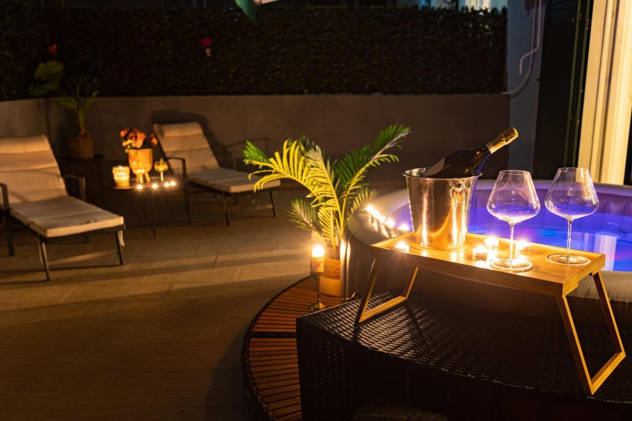 Oasis Luxury Apartment With Terrarce And Jacuzzi Split Bagian luar foto