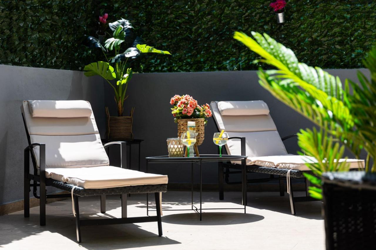 Oasis Luxury Apartment With Terrarce And Jacuzzi Split Bagian luar foto