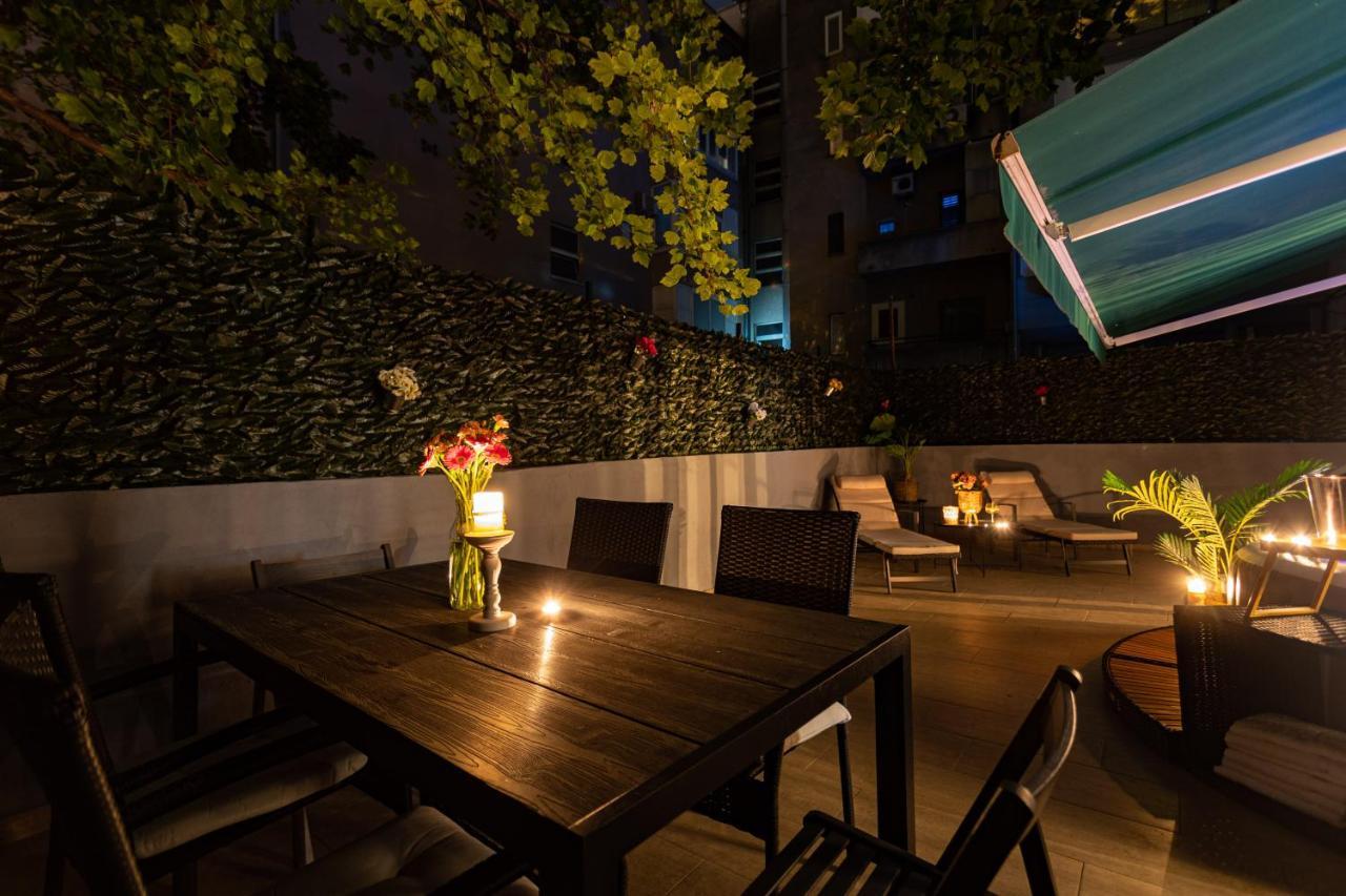 Oasis Luxury Apartment With Terrarce And Jacuzzi Split Bagian luar foto