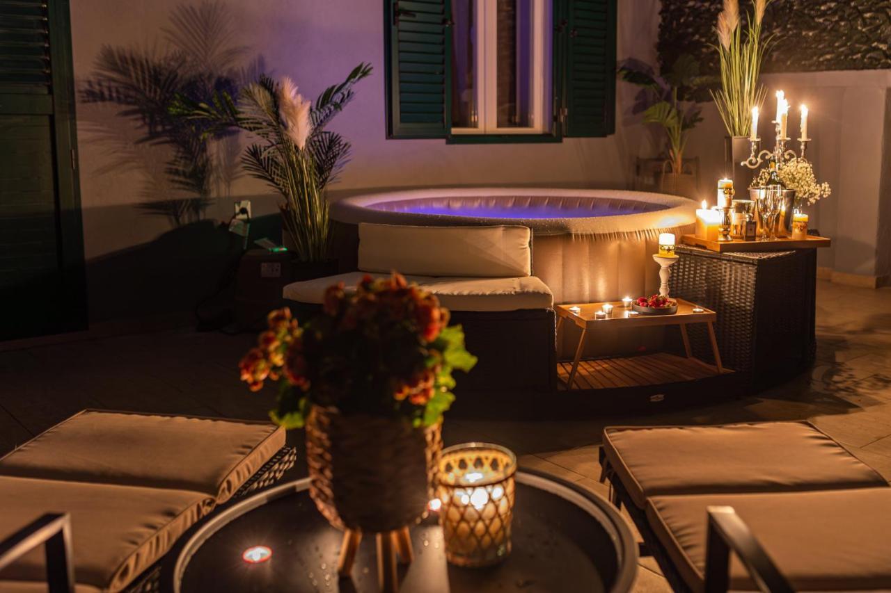 Oasis Luxury Apartment With Terrarce And Jacuzzi Split Bagian luar foto